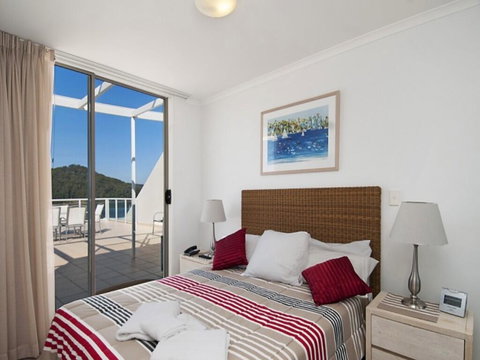 Bella Mare - 2 Bedroom Ocean View Terrace Apt - Accommodation Nelson Bay 2