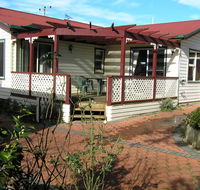 Belle Cottage - Accommodation Nelson Bay