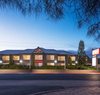 Bellevue On The Lakes - Accommodation Nelson Bay