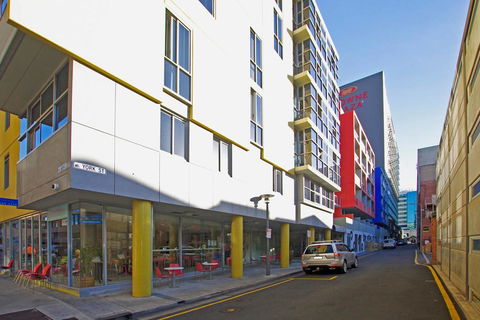 Bent St Apartments 2 - Nelsons Bay Accommodation 0