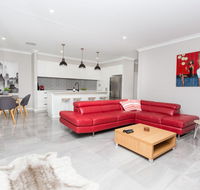 Best Central Wagga Townhouse - Accommodation Nelson Bay