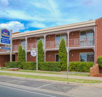 BEST WESTERN Burke And Wills Motor Inn - Accommodation Nelson Bay