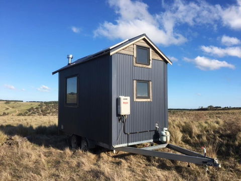 Big Tiny Altitude Tiny House Experience - Accommodation Nelson Bay 2