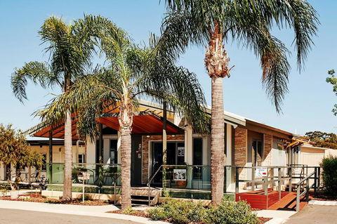 BIG4 Perth Midland Tourist Park - Nelsons Bay Accommodation 0