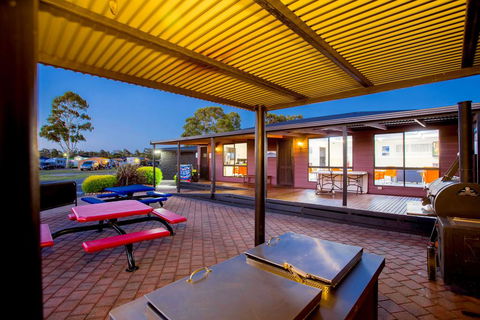 BIG4 Traralgon Park Lane Holiday Park - Accommodation Nelson Bay 3