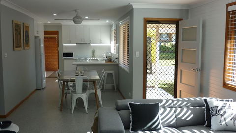 BILL'S - Accommodation Nelson Bay 3