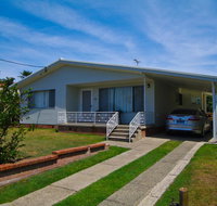 Billy's on Main 44 Main Street - Nelsons Bay Accommodation