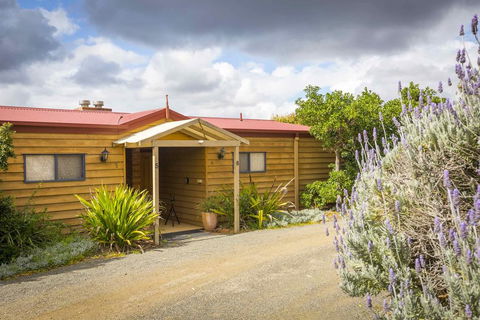 Bimbadeen Estate - Accommodation Nelson Bay 2