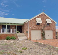 Birubi Beach House' 14 Campbell Avenue - fantastic house and close to the surf beach - Accommodation Nelson Bay