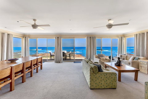 Birubi Lane 4 - Anna Bay - Accommodation Nelson Bay 1