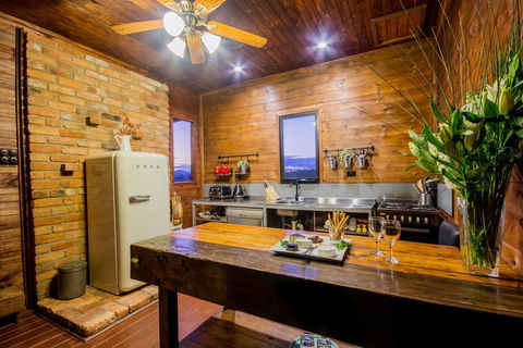 Blaxland's Cottage - Accommodation Nelson Bay 3