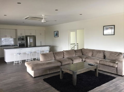 Blue Sky Apartment - Accommodation Nelson Bay 0