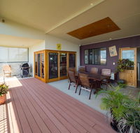 Blue Water Retreat - Upstairs - Accommodation Nelson Bay