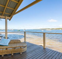 Bluewater - riverfront location with water views - Accommodation Nelson Bay