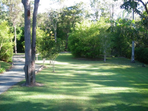 BoBRENE On Tamborine Nude Retreat - Quaint Cottage - Accommodation Nelson Bay 3