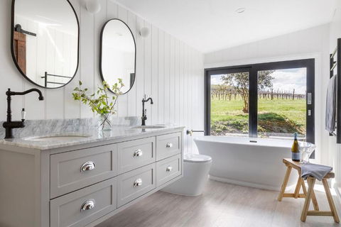 The Lodge By Mt Bellevue - Accommodation Nelson Bay 2