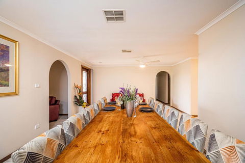 Watervale Hotel Guesthouse - Accommodation Nelson Bay 2