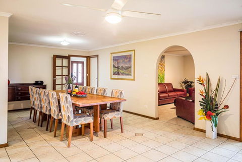 Watervale Hotel Guesthouse - Accommodation Nelson Bay 0