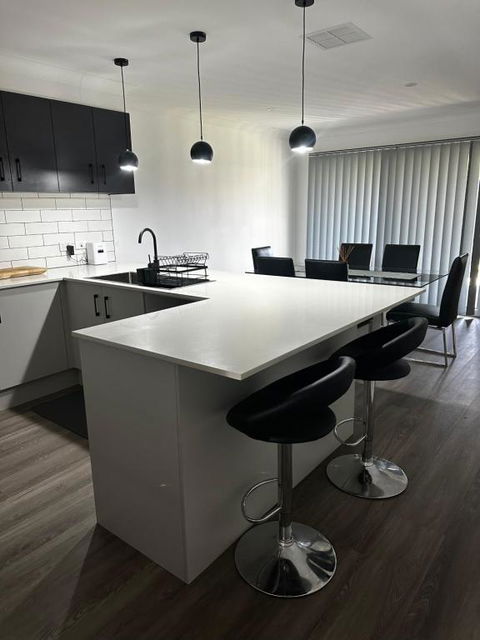 Xquisite - Accommodation Nelson Bay 3