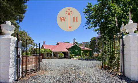 Wilsford House - Accommodation Nelson Bay 3