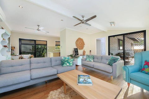 A Tropical Pool Paradise In Rapid Creek - Accommodation Nelson Bay 1