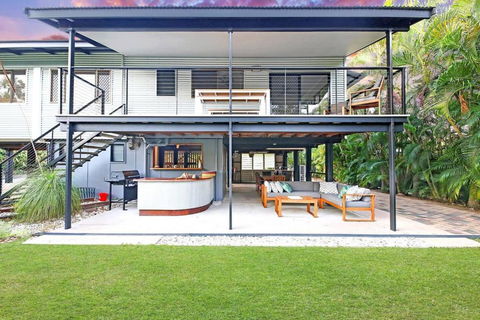 A Tropical Pool Paradise In Rapid Creek - Accommodation Nelson Bay 0