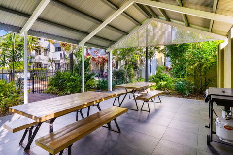 Zion Escapes Retreat On Pease, City Edge Family Apartment - Accommodation Nelson Bay 2