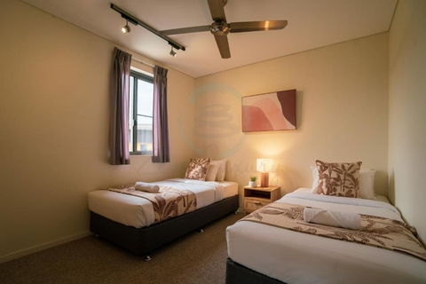 ZEN PARADISE - 2-BR Waterfront Ocean View Retreat - Accommodation Nelson Bay 1