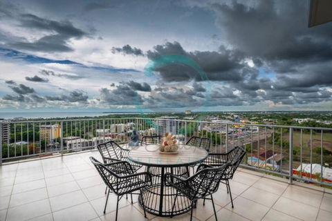 ZEN Pinnacle Penthouse (2) 3-BR Panoramic Retreat - Accommodation Nelson Bay 0
