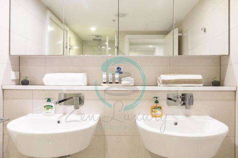 ZEN SUN CITY Cozy 2-BR/2-BA Ocean View Retreat - Accommodation Nelson Bay 2