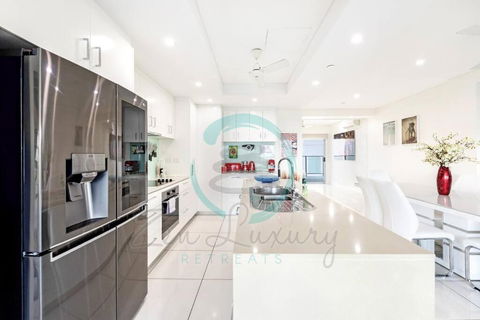 ZEN Tree Blossom: 3-BR Luxury Apt Near Waterfront - Accommodation Nelson Bay 2