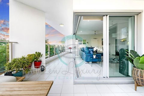 ZEN Tree Blossom: 3-BR Luxury Apt Near Waterfront - Accommodation Nelson Bay 3