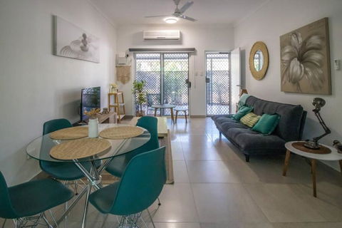 ZEN GARDEN - COZY 2-BR + Modern Design W/ Aircon - Accommodation Nelson Bay 0