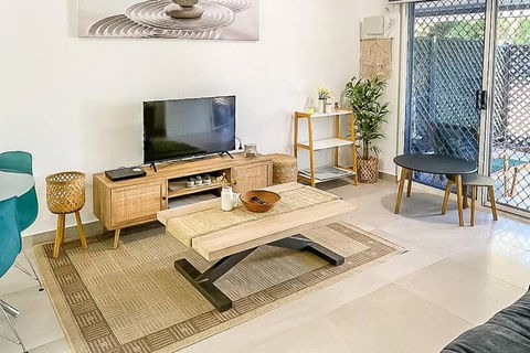 ZEN GARDEN - COZY 2-BR + Modern Design W/ Aircon - Accommodation Nelson Bay 3