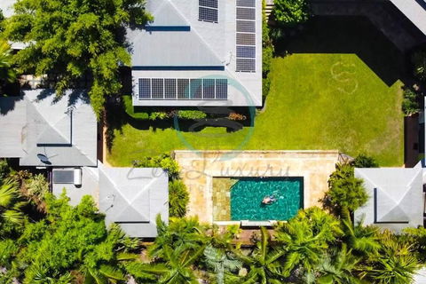 Zenhouse: 6-BR Balinese Tropical Oasis In Nightcliff Central - Accommodation Nelson Bay 0