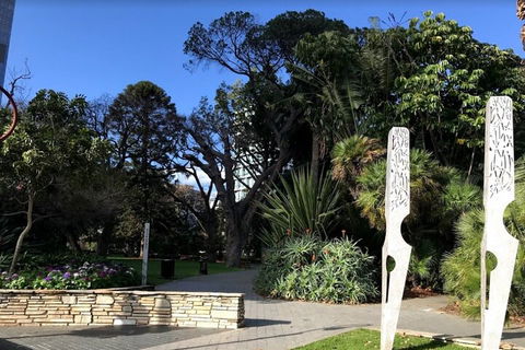 Perth Scavenger Hunt: Perched On A Swan - Accommodation Nelson Bay 2