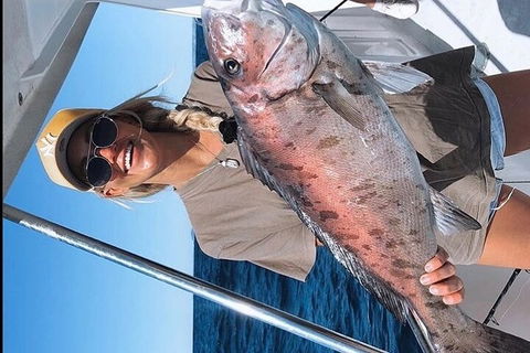 3/4 Day 7 Hour Offshore Fishing Charter - Accommodation Nelson Bay 1