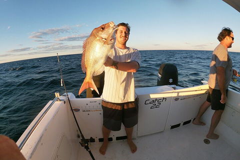 3/4 Day 7 Hour Offshore Fishing Charter - Accommodation Nelson Bay 3