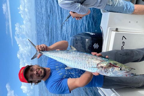Full Day 9.5 Hour Offshore Fishing Charter - Accommodation Nelson Bay 2