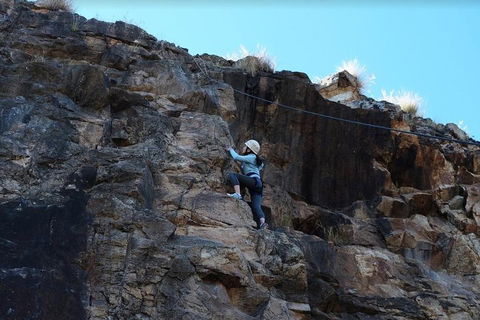 Rock Climbing At The Kangaroo Point Cliffs In Brisbane - Accommodation Nelson Bay 5