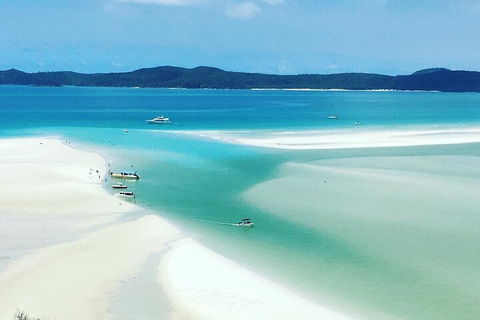 2-Night Whitsundays Sailing Cruise Incl. Whitehaven Beach & Great Barrier Reef - Accommodation Nelson Bay 5