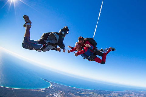 Byron Bay Tandem Sky Dive - Accommodation Nelson Bay 0
