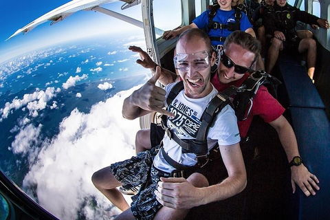 Byron Bay Tandem Sky Dive - Accommodation Nelson Bay 4
