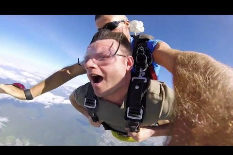 Reef And Rainforest Tandem Sky Dive In Cairns - Accommodation Nelson Bay 1
