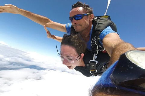 Reef And Rainforest Tandem Sky Dive In Cairns - Accommodation Nelson Bay 4