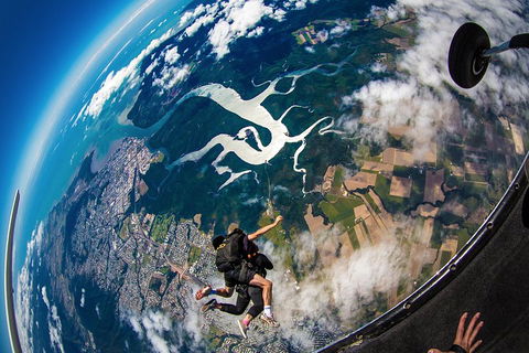 Reef And Rainforest Tandem Sky Dive In Cairns - Accommodation Nelson Bay 5
