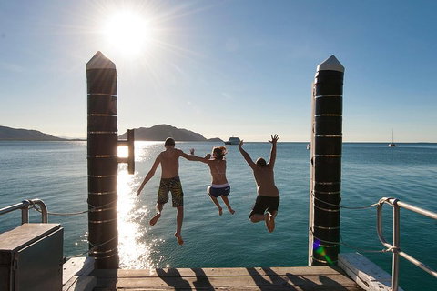 Fitzroy Island Catamaran Transfers From Cairns - Accommodation Nelson Bay 0