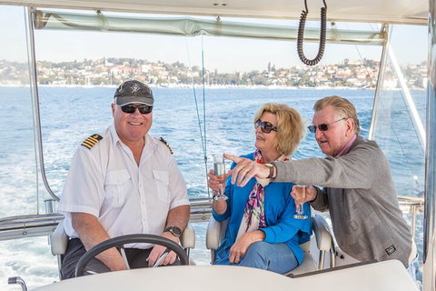 Private Sydney Harbour Lunch Cruise Including Unlimited Drinks - Accommodation Nelson Bay 4