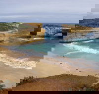 4 Day Group Camping Tour - Visit Grampians Great Ocean Road and 12 Apostles - Accommodation Nelson Bay