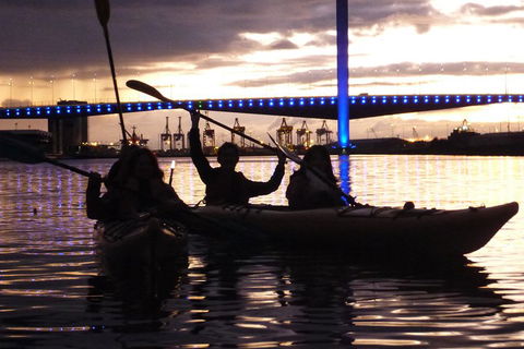 Melbourne City Twilight Kayak Tour - Accommodation Nelson Bay 5